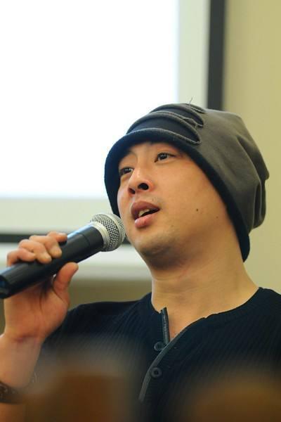 "赖宝蛋蛋建国"逝去"一宝",今晚80后脱口秀今天正式落幕了