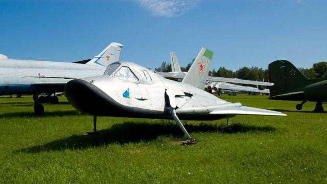 真实的空天航母米格105多次试飞暴风雪可携带5架太空战机