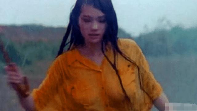 曾与四位影帝合作,一场淋雨戏让她浑身湿透,在娱乐圈一炮走红|张瑞竹