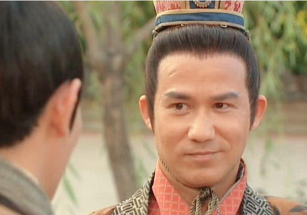 他是反派专业户60岁娶小23岁妻子如今不服老成这样