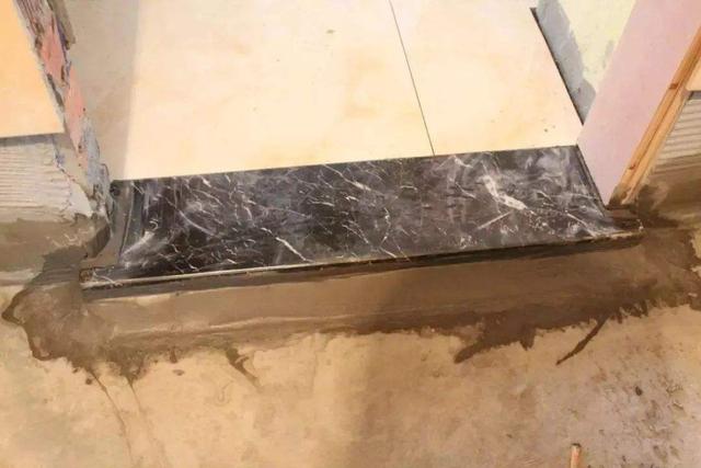 什么地方需要贴门槛石?