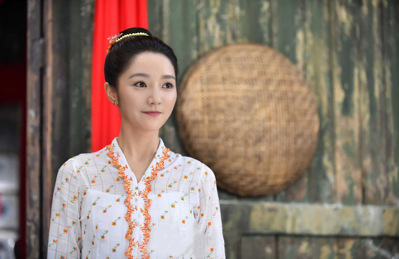 小娘惹丽贝儿结局爱陈锡而不得最终嫁给一位医生收获幸福