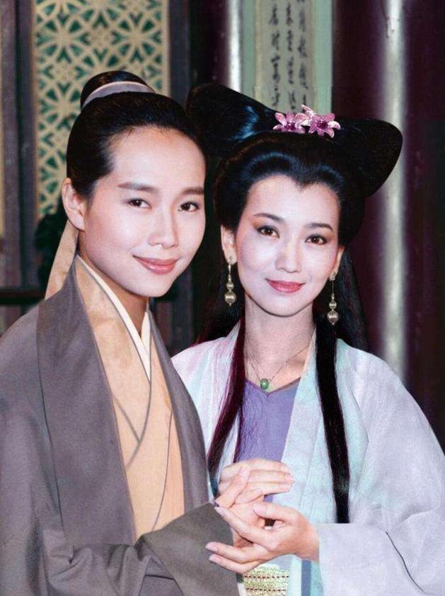 女扮男装演许仙林青霞不要的角色叶童成就经典演谁都像许仙