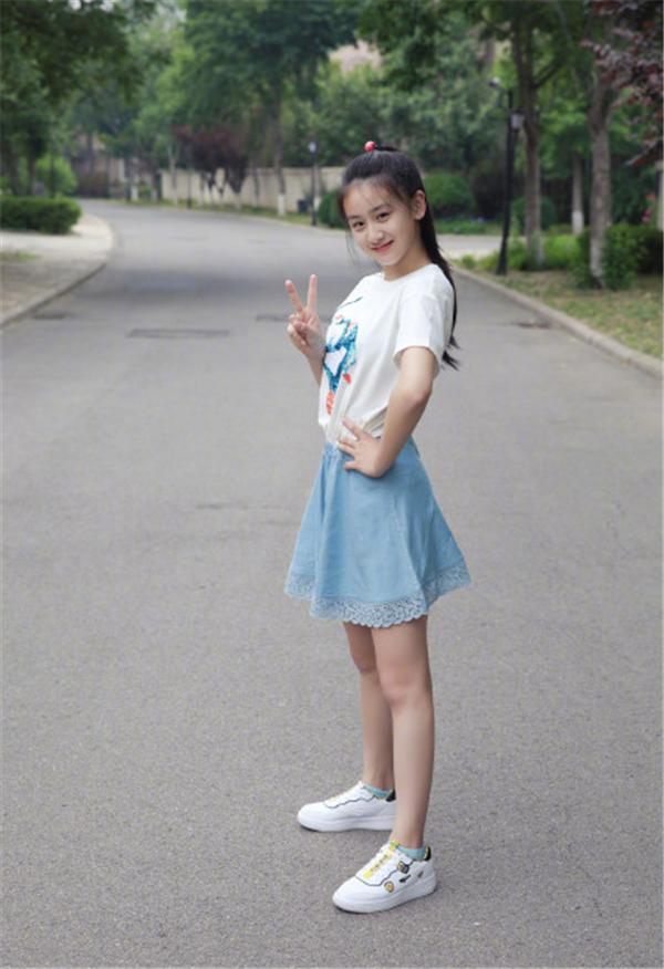 姚明女儿近照曝光这身高已失控要知道她才刚刚10岁啊