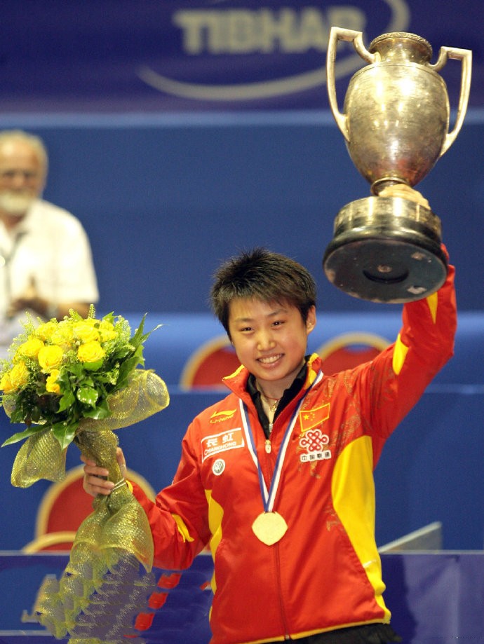 她是国乒百搭型选手,天赋卓越却被开除,如今为进娱乐圈减重30斤