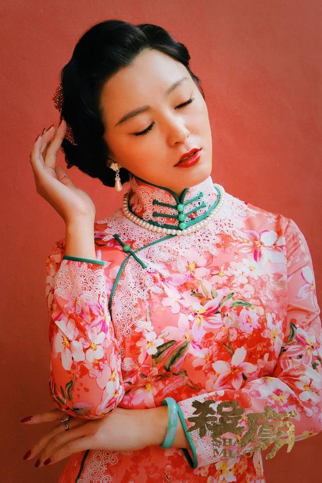 她是范冰冰的替身,如今逆袭成女一,穿旗袍美得明艳又大气!