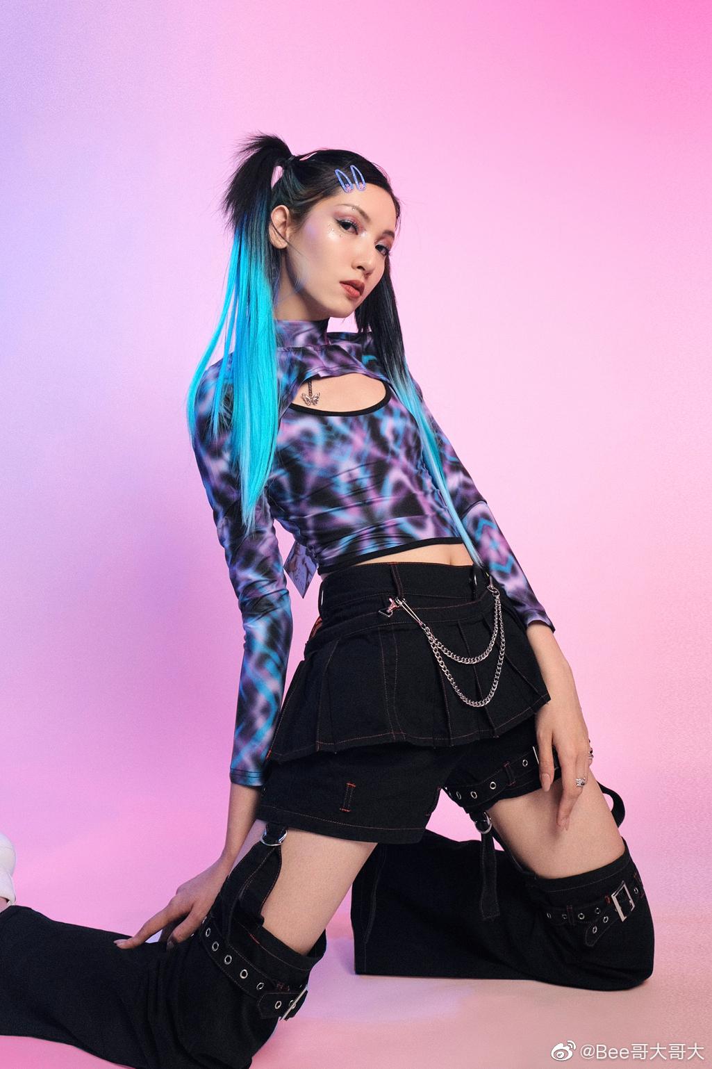 y2k女孩一起回到千禧年代03