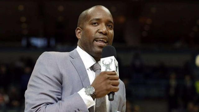 nba:从二轮秀走到球队核心只用3年,被遗忘的"最强左手将"!