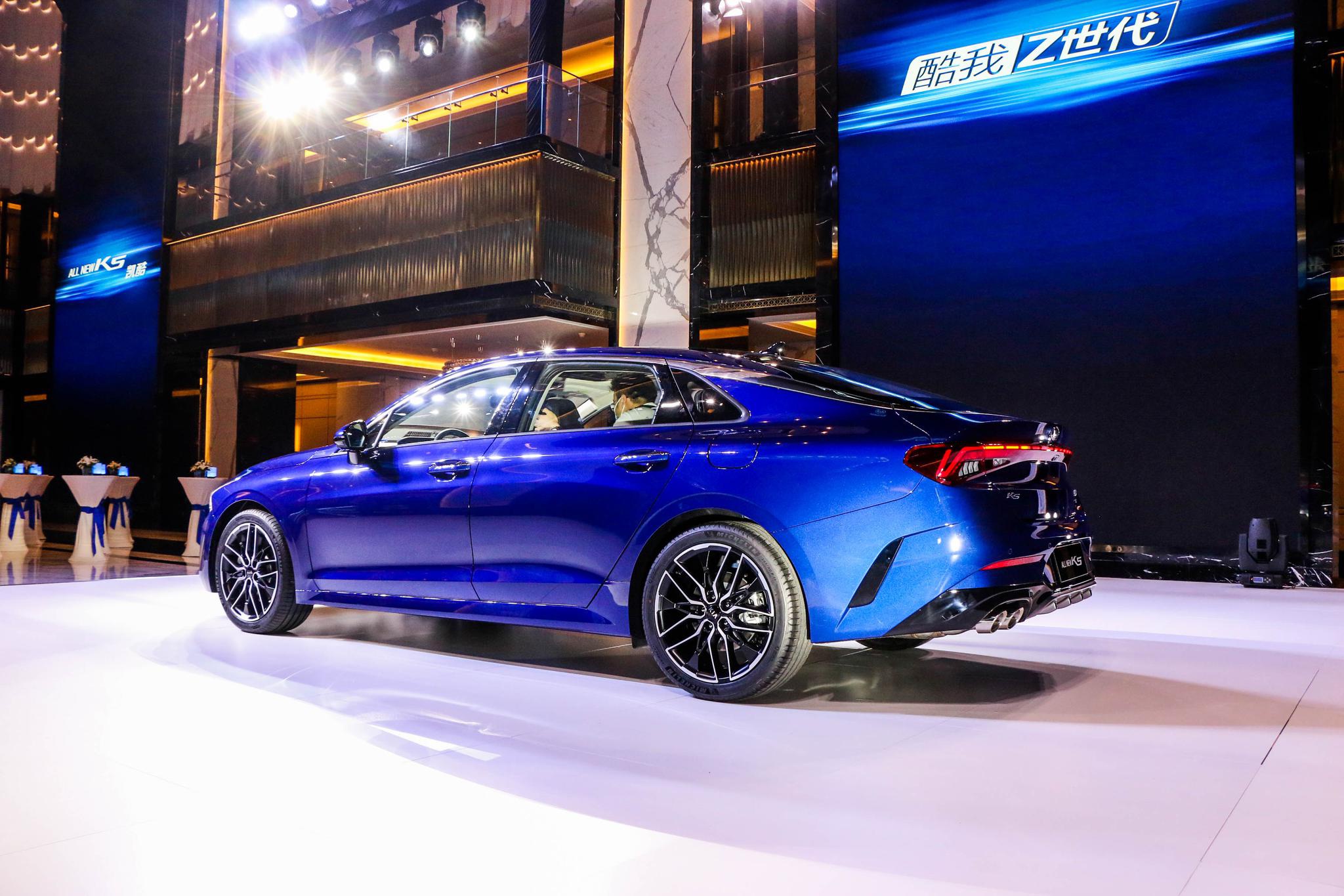 越级配置,颜值巅峰 z世代"宝藏车型"起亚k5凯酷静态解析