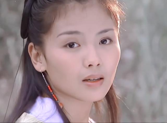 我真的太爱刘涛的阿朱了,小镜湖边她如花的笑容凋零,我的眼泪随着萧峰