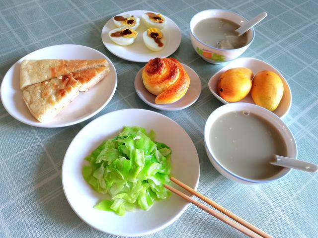 晒一家三口的五天早餐,精致营养美味,富有诗意的生活需要仪式感