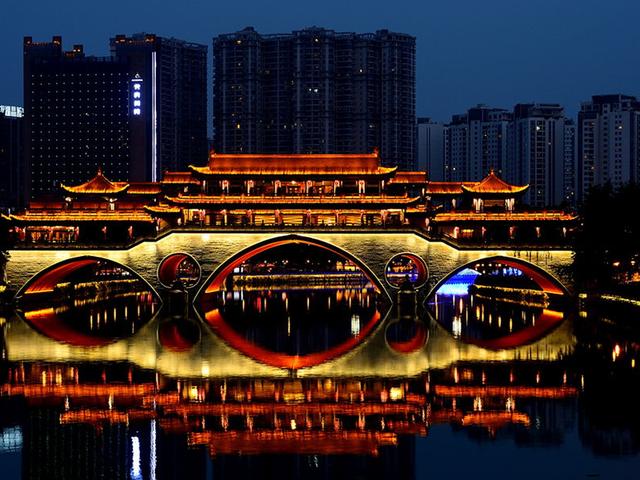 成都古桥有五个桥眼,为何被称为九眼桥,就连当地人也不理解