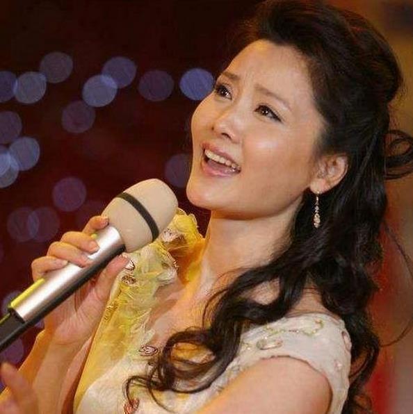 初恋|杨楠|何赛飞_新浪新闻