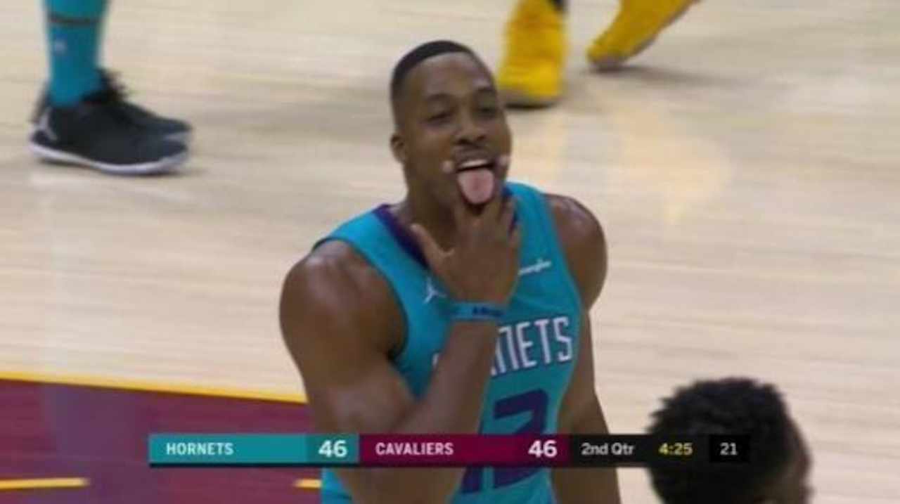 nba五大被处罚动作,霍华德剪舌头,科比吹烟枪,奥尼尔摇手指