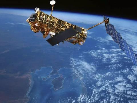 上世纪60年代,美国为何向太空发射5亿根铜针|太空垃圾|天线|前苏联