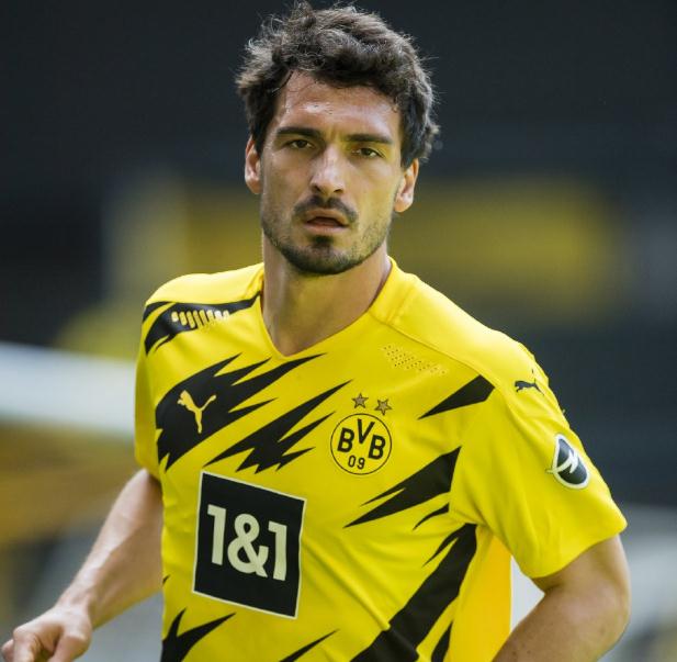 厉害胡梅尔斯连续12个赛季均有进球入账德甲第一后卫实至名归