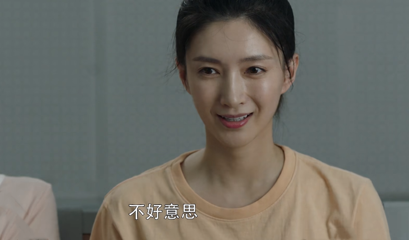 《三十而已》串场《二十不惑》，七位女主同屏，王漫妮对话梁爽|三十而已|二十不惑|梁爽_新浪新闻