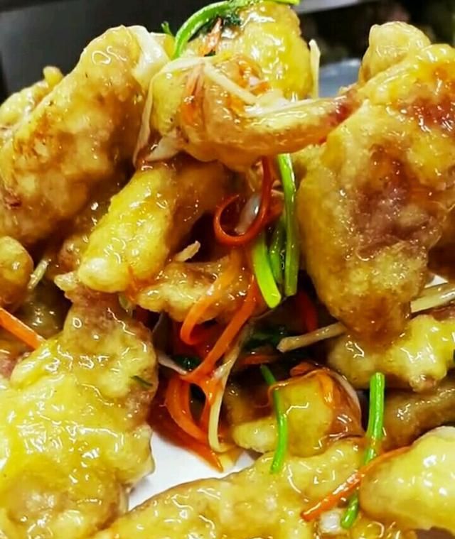 正宗东北名菜锅包肉酸甜可口外酥里嫩非常好吃老少皆宜