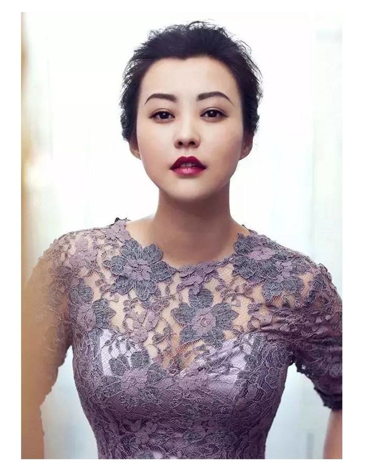 她是实力派女演员,曾和邓超恋爱分手,如今生完孩子胖成这样