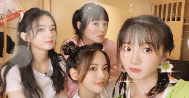 赵丽颖,杨超越,李浩菲等人同框比美,颖宝气质温柔如沐春风