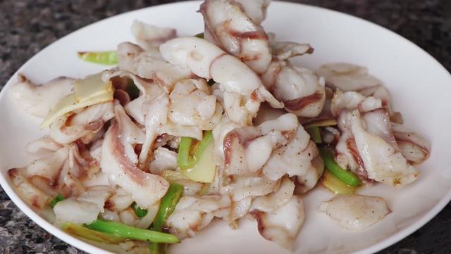 小贴士:今天给大家分享的这个姜炒鱼片的做法就结束啦,是不是非常的