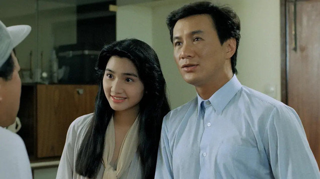 许冠文赚翻了,许冠杰果然旺票房|新半斤八两|许冠文|许冠杰_新浪新闻