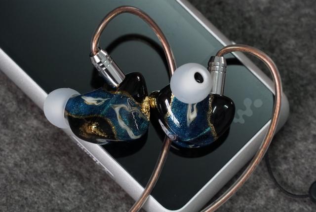 耳畔"紫金银河" 2020年千元级耳机黑马kinera freya深度观察