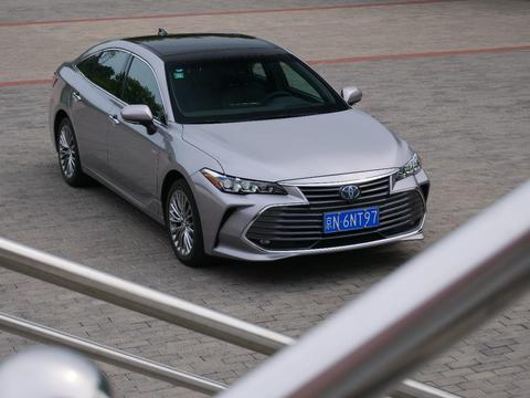 驾域|骑在银龙的背上 试驾一汽丰田亚洲龙混动版