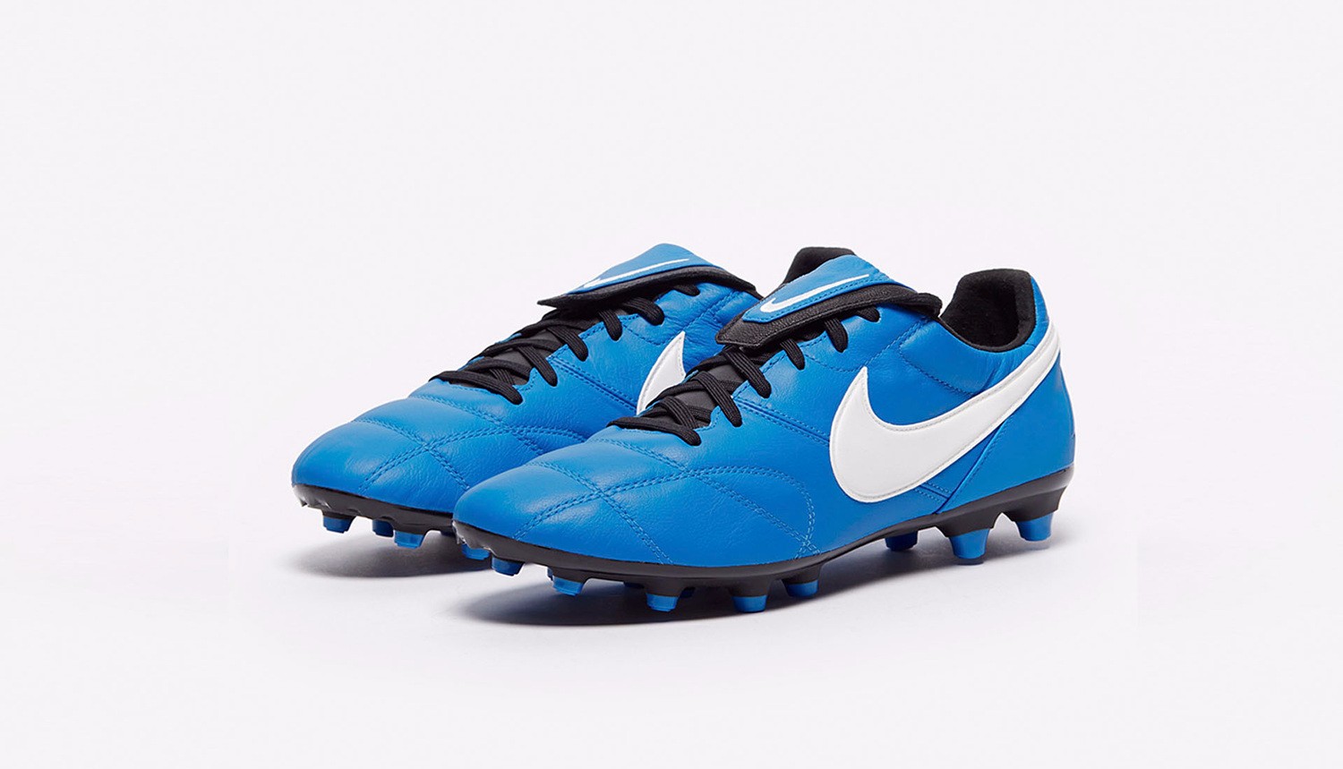 新配色nikepremierii足球鞋上市