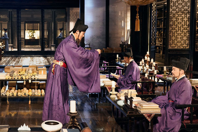 古时候官二代能直接上岗,这对科举考生公平吗?其实考生不在意