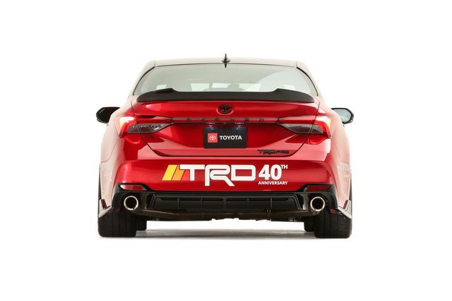 丰田亚洲龙TRD Pro，335马力+V6引擎，圈速比保时捷911还快