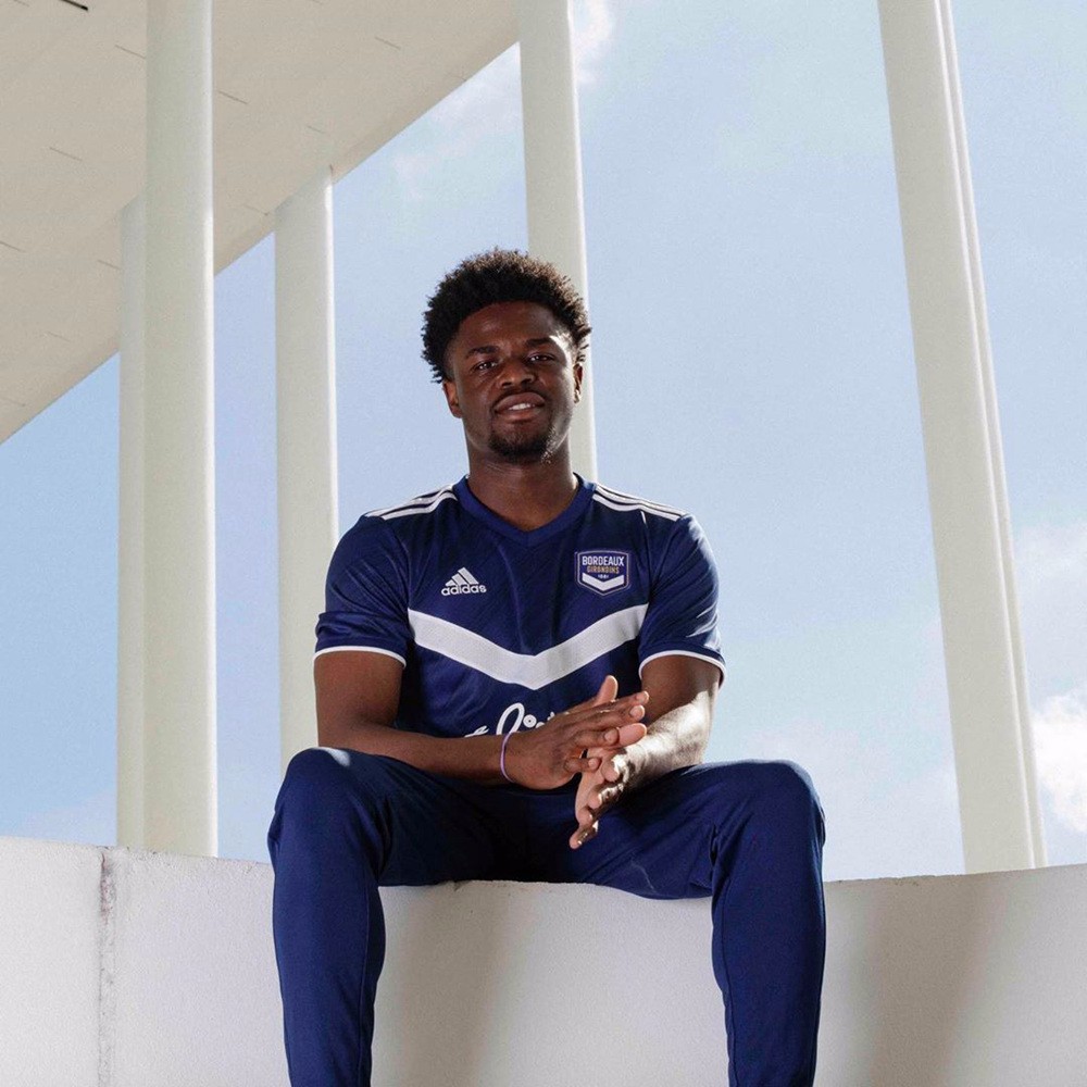 阿迪达斯发布波尔多2020/21赛季主客场球衣