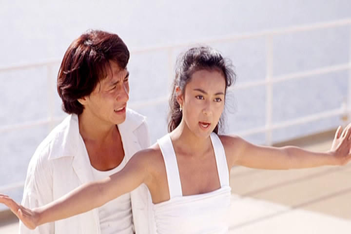 他曾跟成龙周星驰搭戏,凭借身材出名,如今却发福成大叔