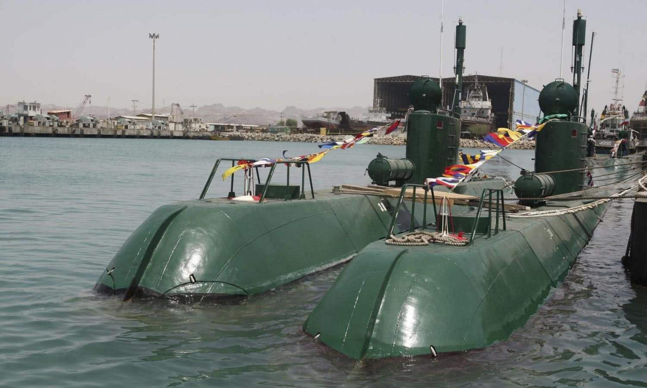 大批新船港口内现身,印军航母有麻烦了|巴基斯坦|巴铁|微型潜艇_新浪