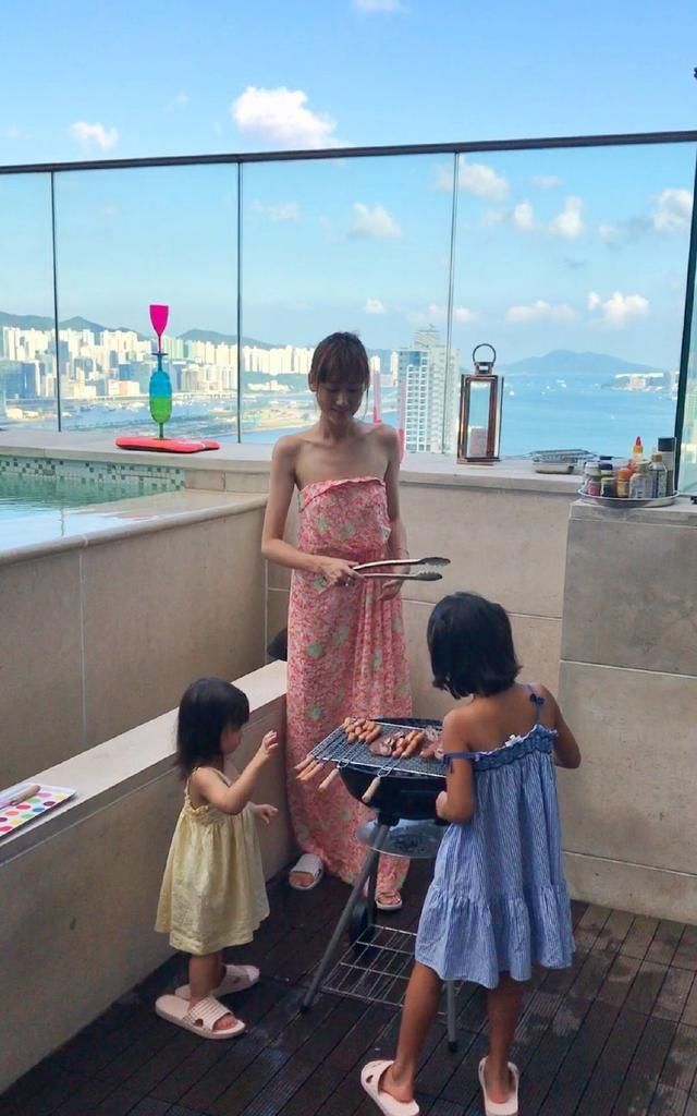 陈浩民一家六口搬离月租14万豪宅,全因受疫情影响令收入大幅减少