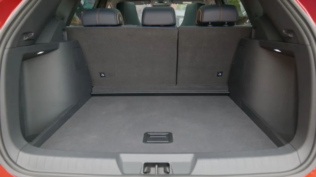 刀片上身够不够猛静态体验比亚迪宋plus