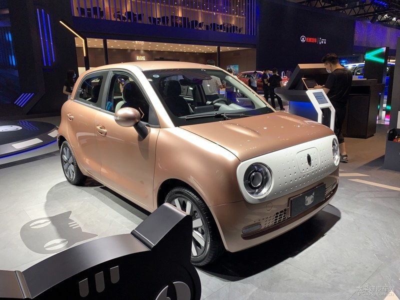 2020成都车展:欧拉黑猫亮相