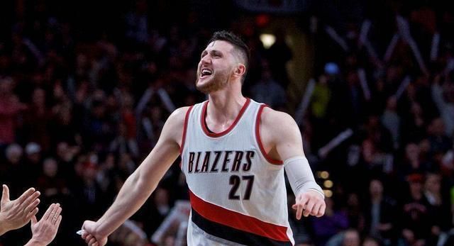 努尔基奇复出首秀,全场10中6拿到14 8,开拓者3分惜败无缘开门红