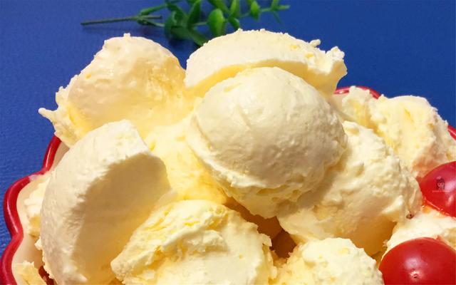 奶油冰淇淋,奶香浓郁口感丝滑,夏天再也不用去买雪糕了