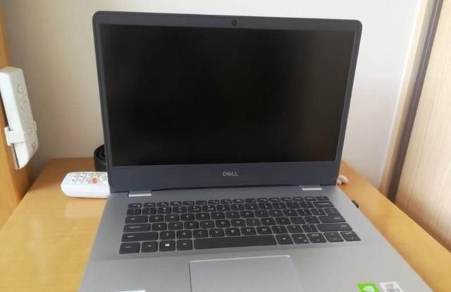 戴尔灵越5493轻薄本测评,轻薄有型随心携带