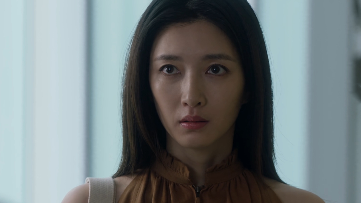 三十而已王漫妮被爱情冲昏头脑接受不婚是假顾佳旁观者清