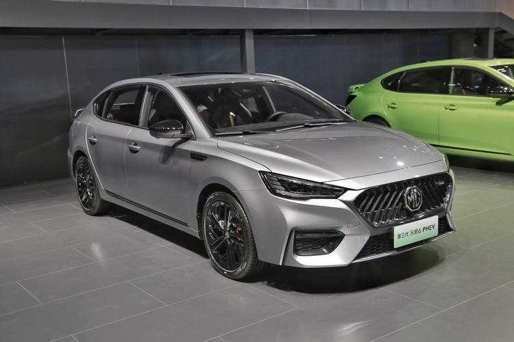 第三代名爵6 phev亮相成都车展