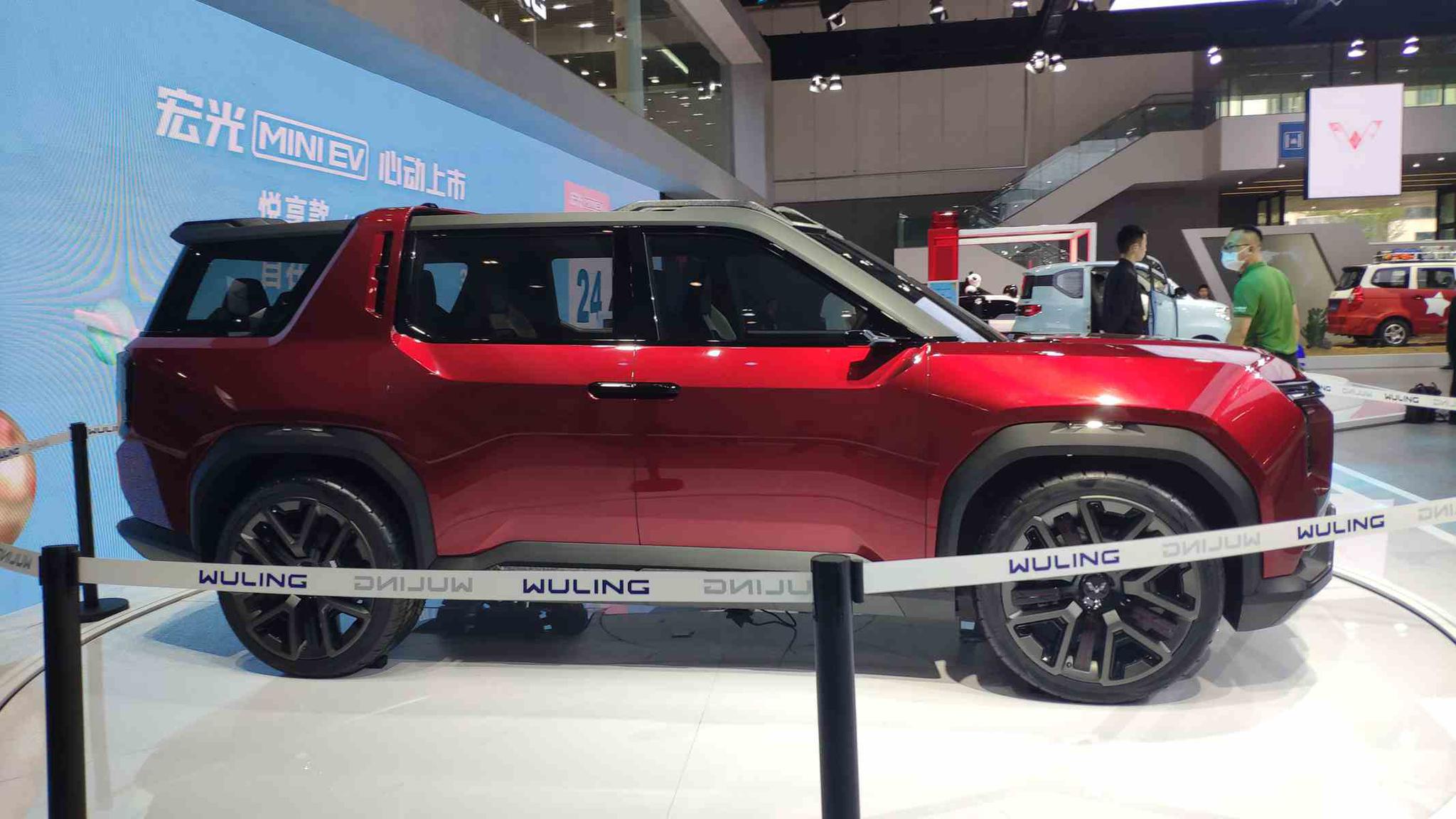 2020年成都车展五菱宏光侠概念车