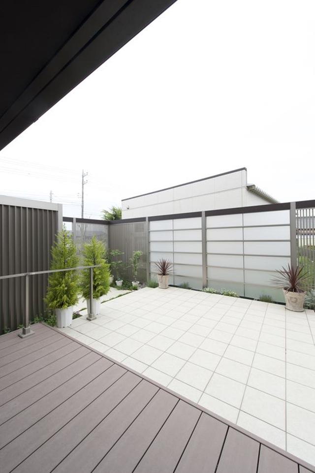 日本小院装玻璃围墙好看又通透网友装它还得安监控不实用