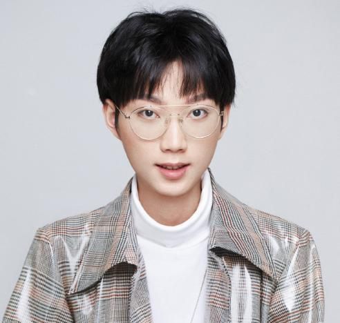 又一虎牙千万大主播孤影直播间粉丝破1000万实力主播热衷公益