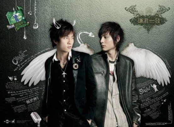 出了两本书名字是《谦君一发》,《谦谦君子》