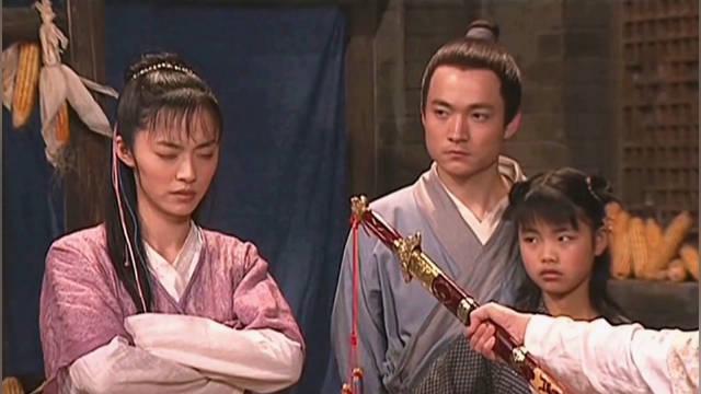 郭芙蓉祖传的奔雷剑法,所向披靡,耍起来就是一个字,快!