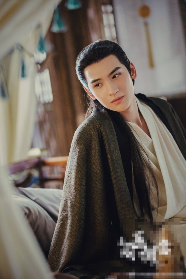 盗墓笔记重启主演换上古装吴邪和张起灵扮演者都没有他帅
