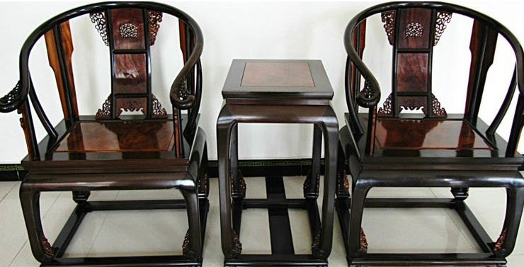 山体滑坡出现“千年神木”全村轰动,当地政府部门迅速前往现场休闲区蓝鸢梦想 - Www.slyday.coM 山体滑坡出现“千年神木”全村轰动,当地政府部门迅速前往现场休闲区蓝鸢梦想 - Www.slyday.coM