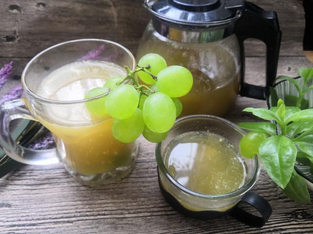 天气炎热,想喝水晶葡萄汁,在家就可以做,简单,酸甜爽口|青提|葡萄汁